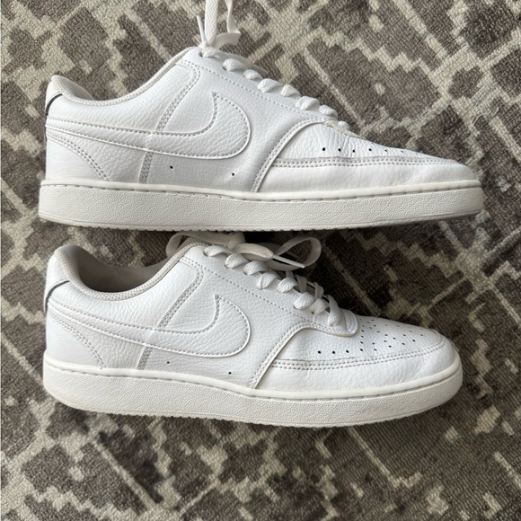 Nike Shoes - EUC 9 NIKE Court Vision Low White Triple